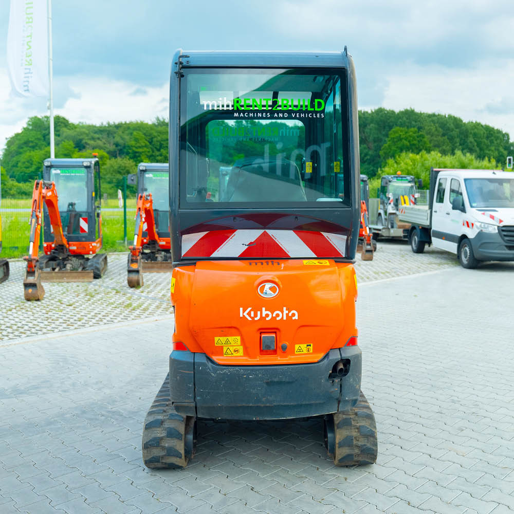 Minibagger Kubota KX018, Ansicht von hinten