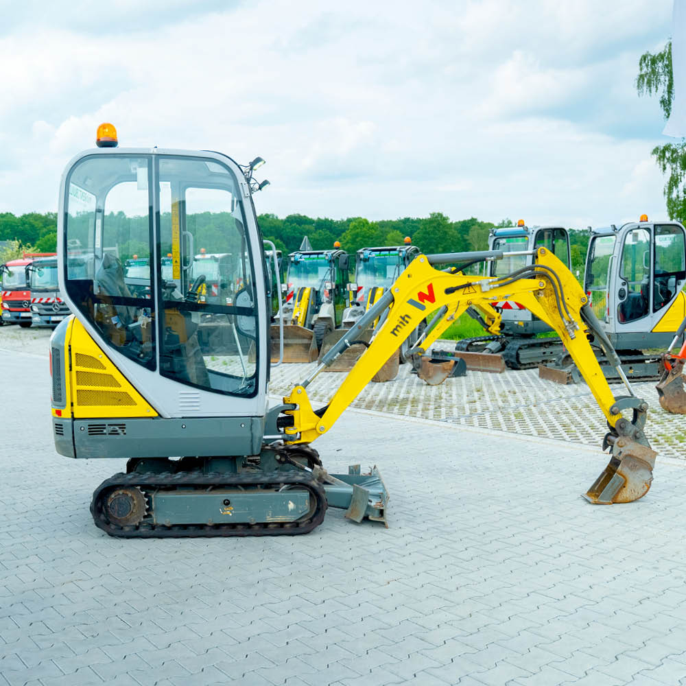 Minibagger Wacker Neuson ET16, Seitenansicht von rechts