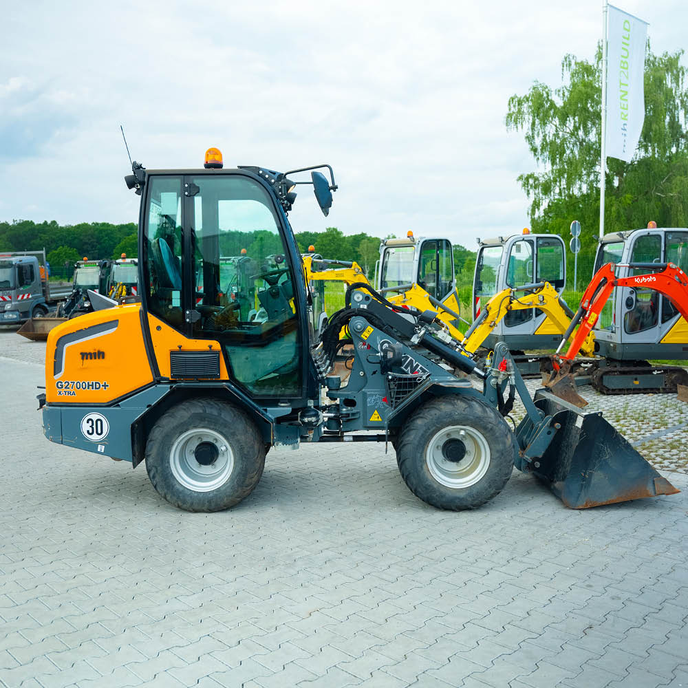 Radlader Giant G2700 HD, Seitenansicht von rechts